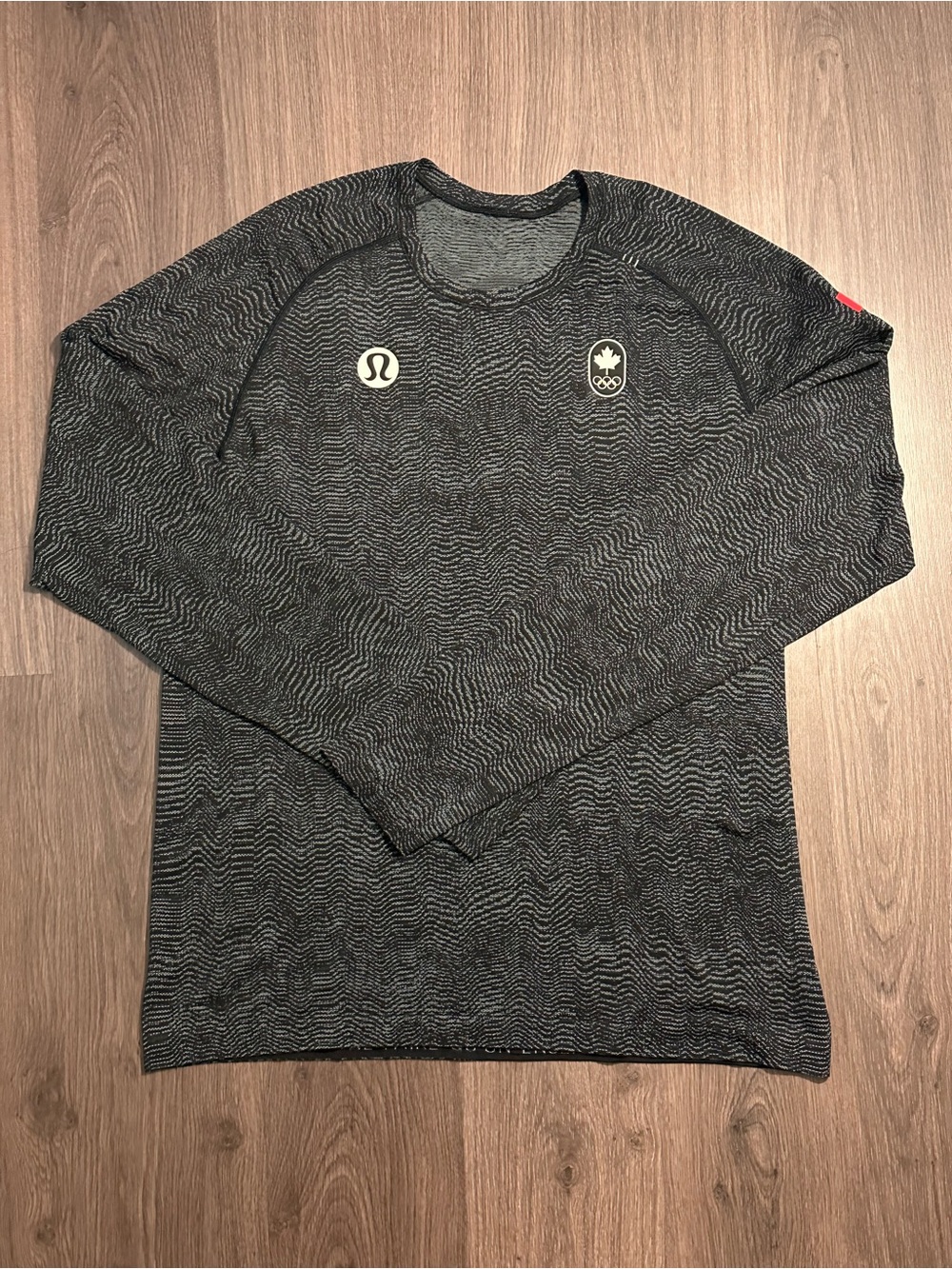 Lululemon Team Canada Metal Vent Tech Longsleeve